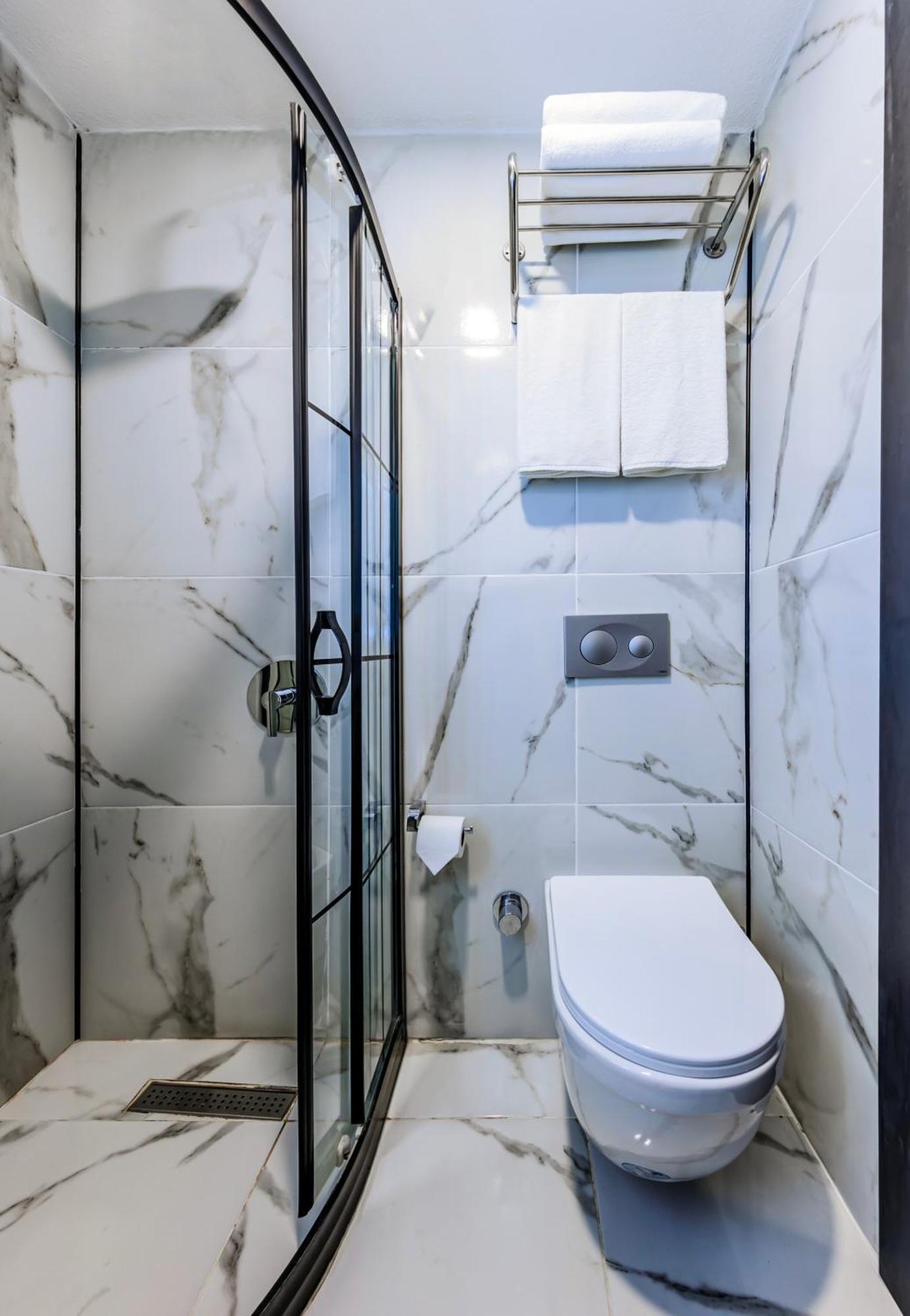 Solin Airport Hotel Arnavutkoy Экстерьер фото