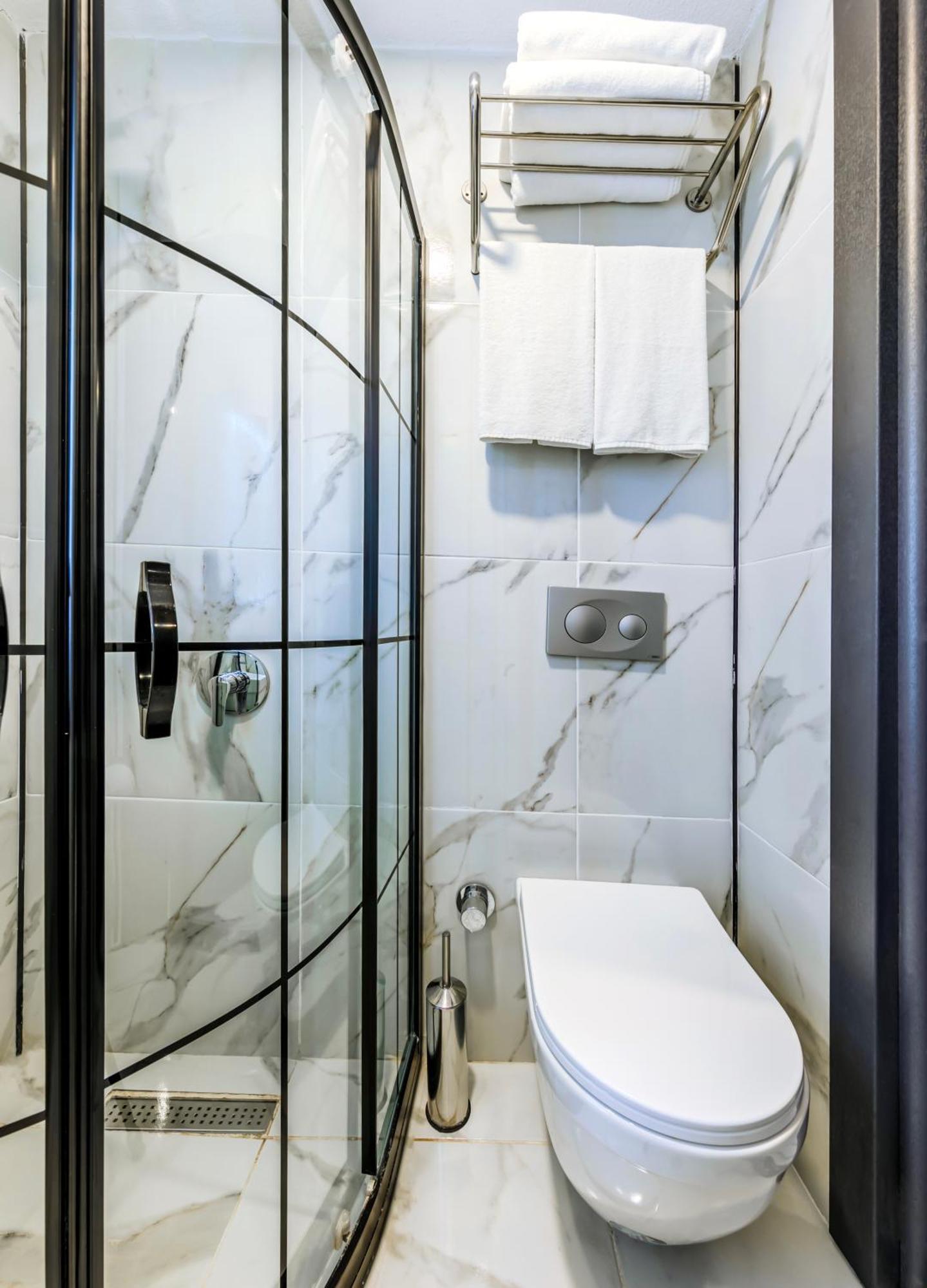 Solin Airport Hotel Arnavutkoy Экстерьер фото