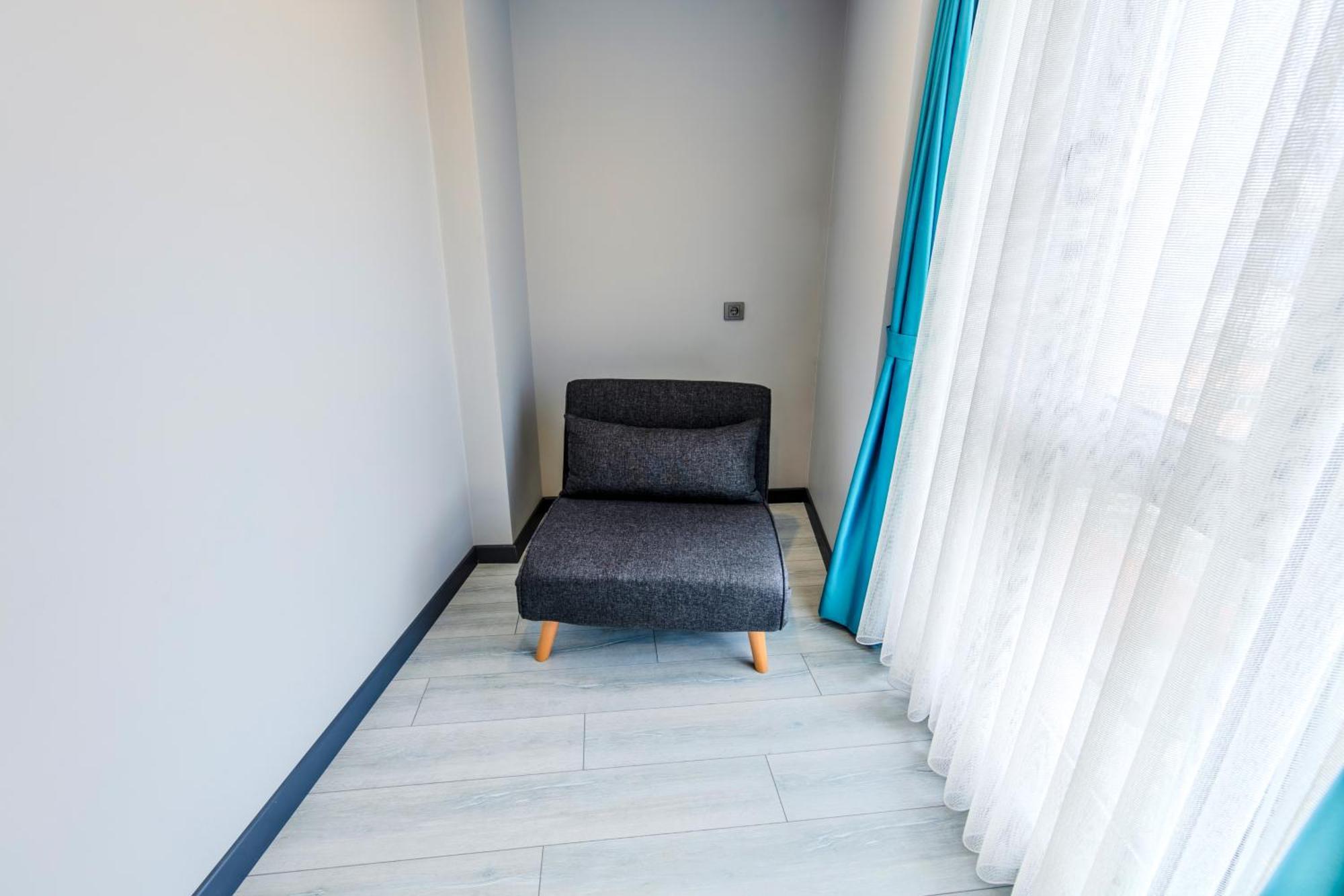 Solin Airport Hotel Arnavutkoy Экстерьер фото